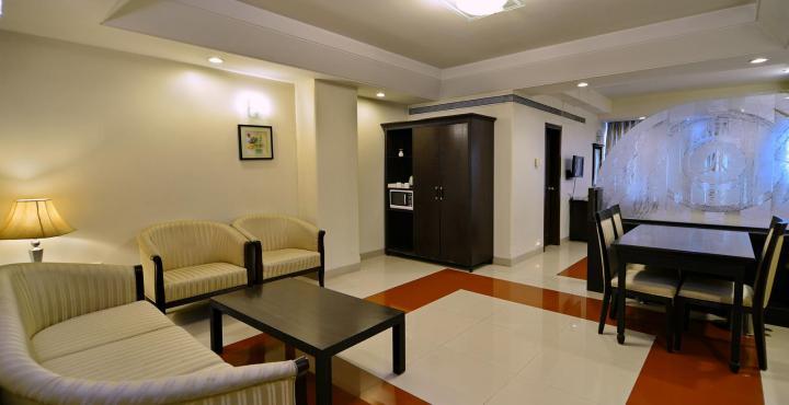 Отель Ambience Executive Pimpri-Chinchwad Экстерьер фото